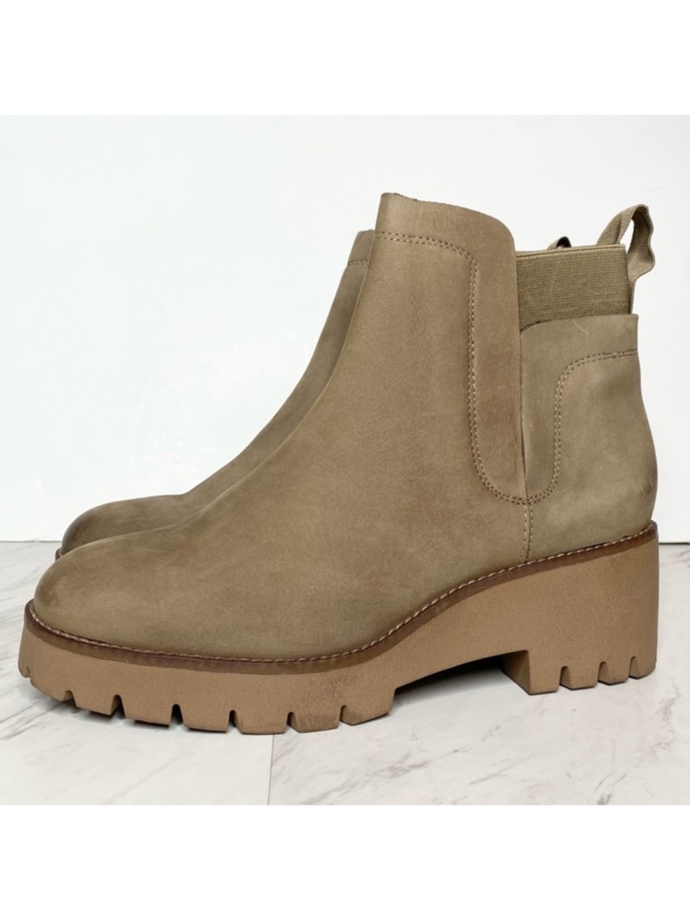 Blondo Danika Gray Tan Nubuck Bootie 9M